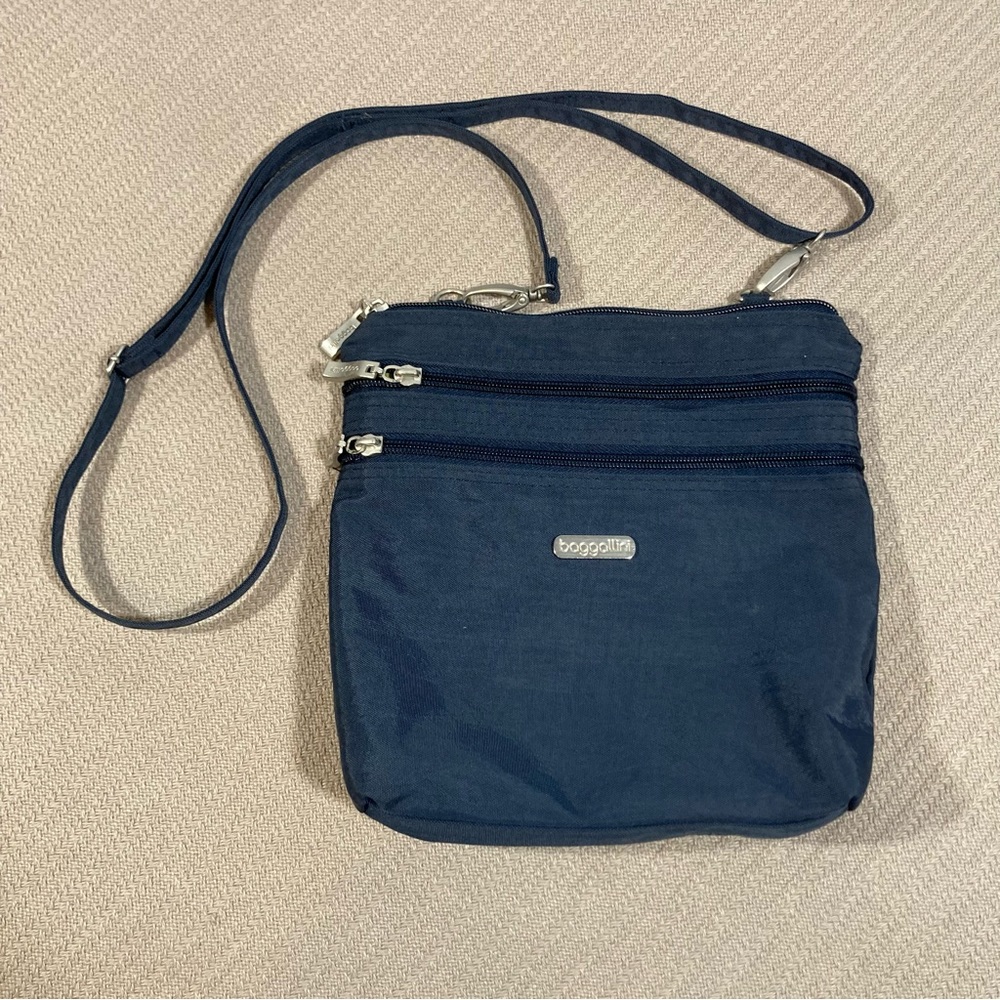Baggallini Crossbody Bag Purse Navy Blue Removable Strap